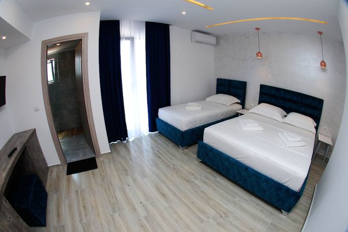 Imagen de la habitación del Hotel Kuburi. Foto 15