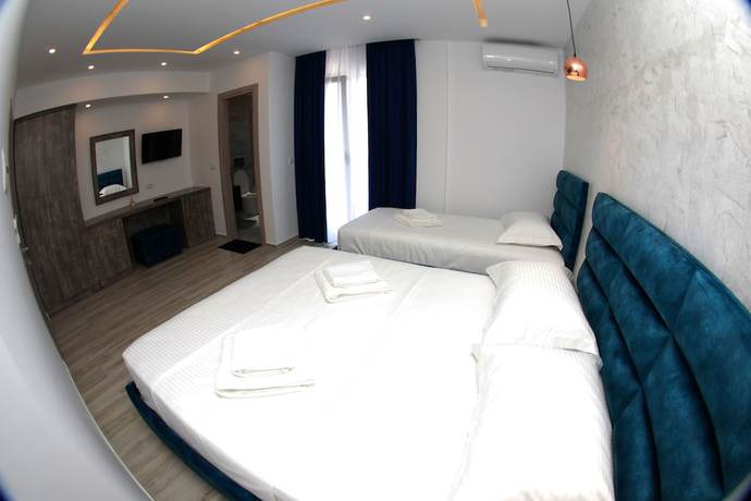 Imagen de la habitación del Hotel Kuburi. Foto 16