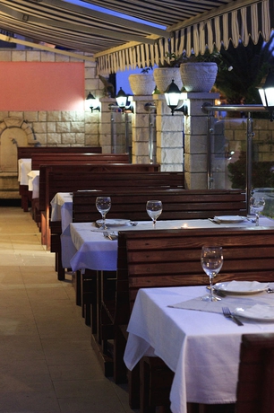 Imagen del bar/restaurante del Hotel Kuc. Foto 4