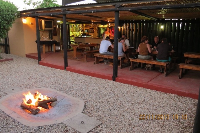 Imagen del bar/restaurante del Hotel Kudu Ridge Game Lodge. Foto 3