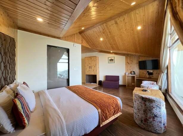 Imagen de la habitación del Hotel Kufri Pacific Resort. Foto 17