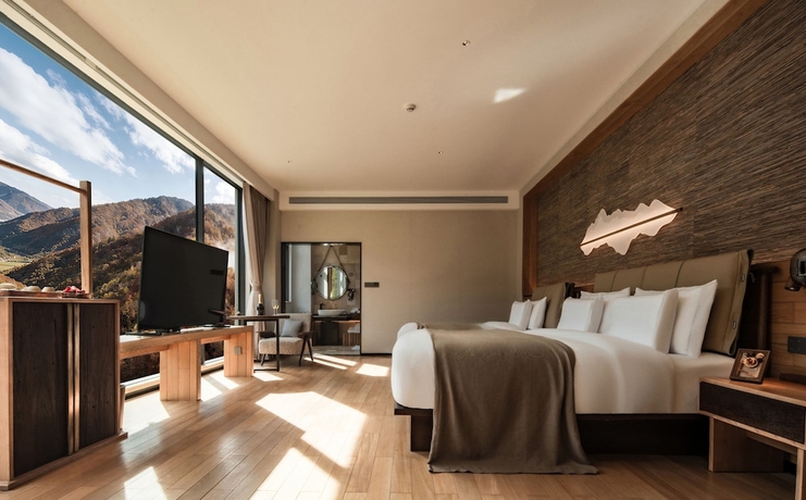 Imagen de la habitación del Hotel Kugar Resort. Foto 14
