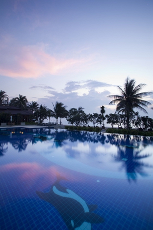 Imagen de la piscina del Hotel Kuiburi and Resort. Foto 16