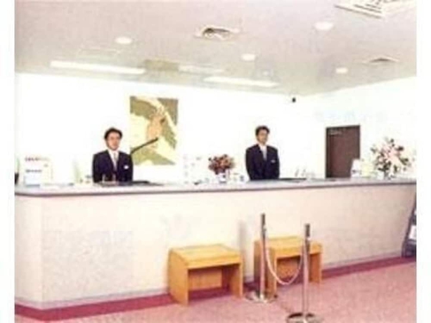 Imagen de los interiores del Hotel Kuki. Foto 18