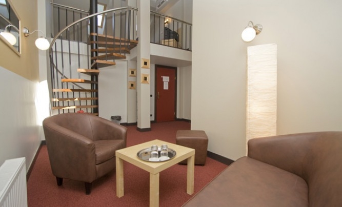 Imagen de los interiores del Hotel Kuldigas Metropole. Foto 6