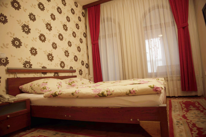 Imagen de los exteriores del Hotel Kulin Dvor. Foto 12