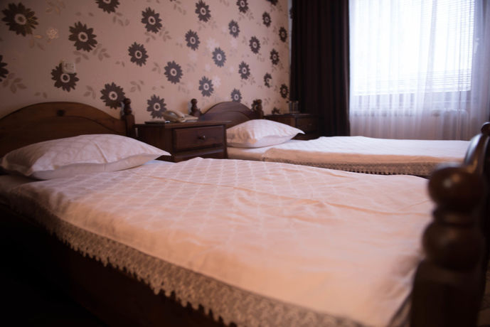 Imagen de los exteriores del Hotel Kulin Dvor. Foto 13