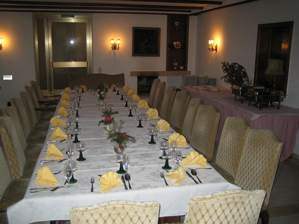 Imagen de los interiores del Hotel Kull Von Schmidsfelden. Foto 14
