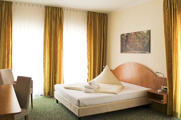Imagen de la habitación del Hotel Kulturhotel F&uuml;rst P&uuml;ckler Park. Foto 4