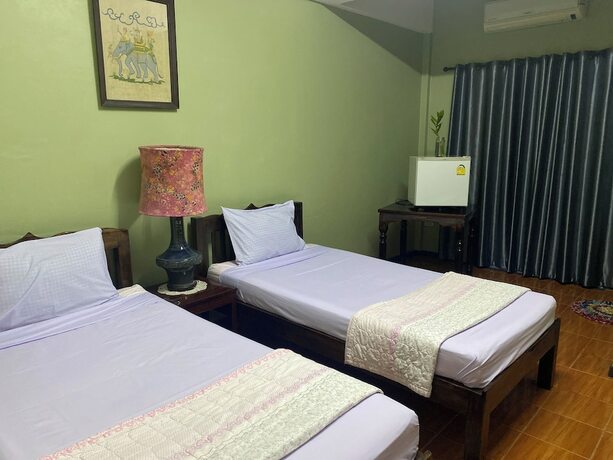 Imagen de la habitación del Hotel KumJawJomKaew. Foto 18