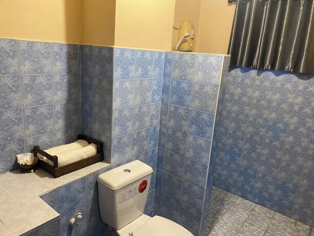 Imagen general del Hotel KumJawJomKaew. Foto 3