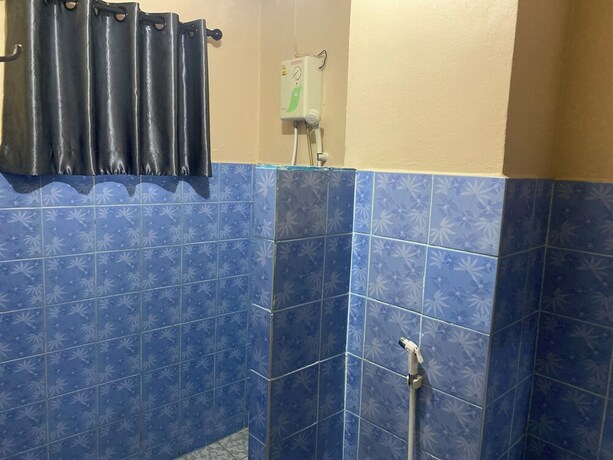 Imagen general del Hotel KumJawJomKaew. Foto 11