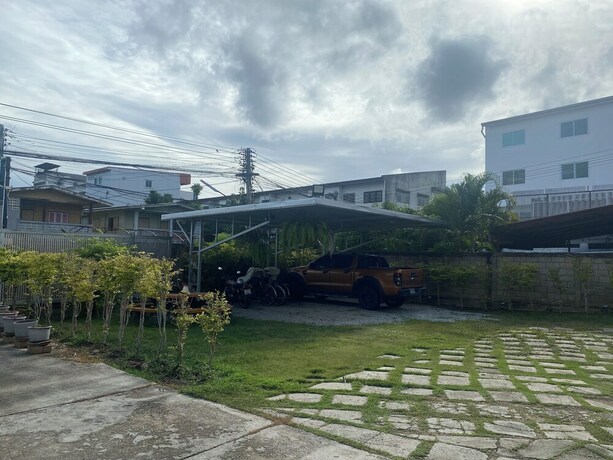 Imagen general del Hotel KumJawJomKaew. Foto 16