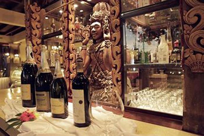 Imagen del bar/restaurante del Hotel Kumala Pantai - Chse Certified. Foto 5