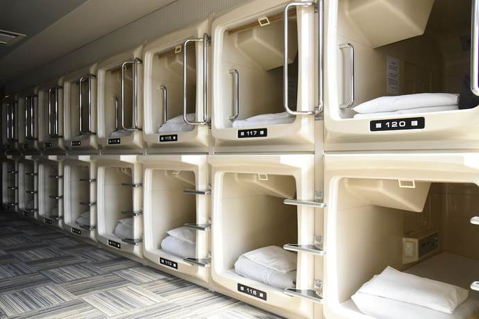 Imagen de la habitación del Hotel Kumamoto Capsule - Hostel, Caters To Men. Foto 3