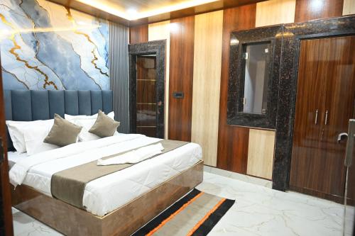 Imagen general del Hotel Kumar Continental. Foto 1