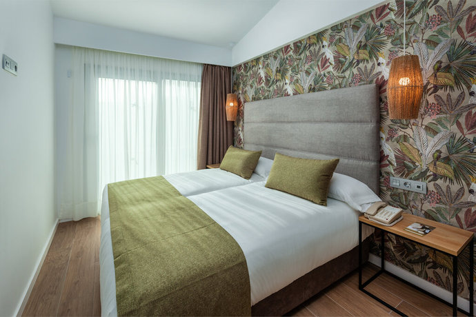 Imagen de la habitación del Hotel Kumara Serenoa By Lopesan Hotels. Foto 9