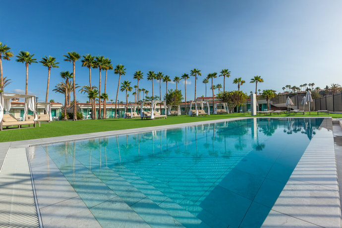 Imagen de la piscina del Hotel Kumara Serenoa By Lopesan Hotels. Foto 30