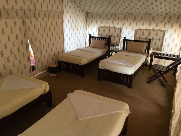 Imagen de la habitación del Hotel Kumbh Camp India. Foto 4
