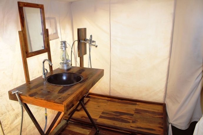 Imagen de la habitación del Hotel Kumbh Camp India. Foto 14