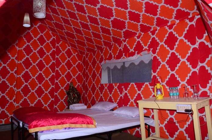 Imagen general del Hotel Kumbh Luxury Tents. Foto 9
