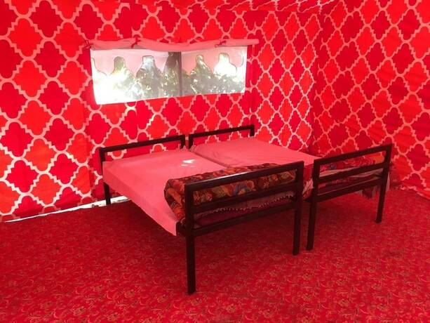 Imagen general del Hotel Kumbh Luxury Tents. Foto 14