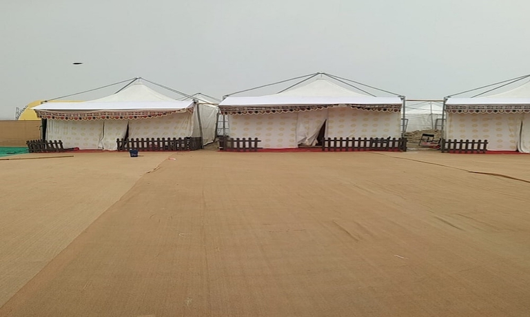 Imagen de la habitación del Hotel Kumbh Mela Vedic Tents. Foto 4