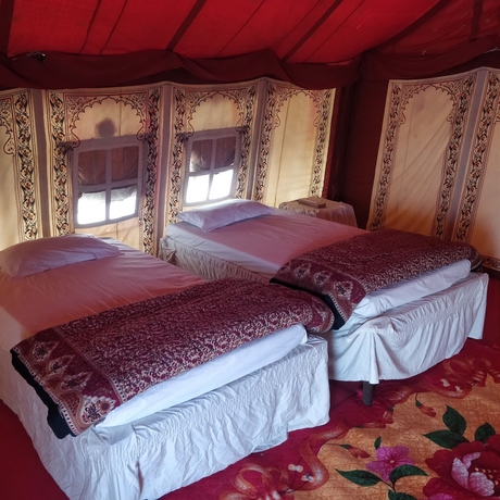 Imagen de la habitación del Hotel Kumbh Mela Vedic Tents. Foto 6