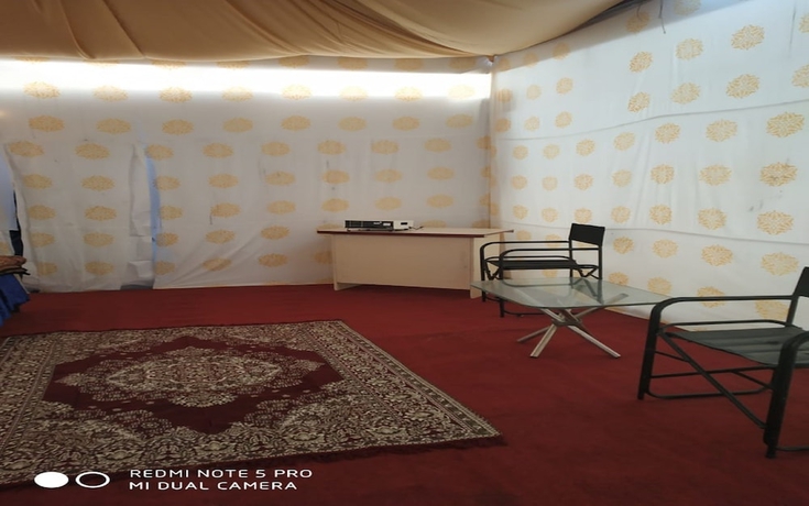 Imagen de la habitación del Hotel Kumbh Mela Vedic Tents. Foto 8