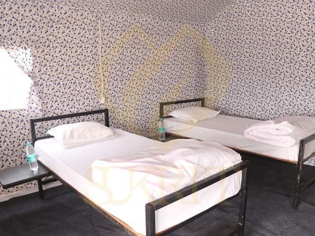 Imagen de la habitación del Hotel Kumbh Sukrit Camp, Phulpur. Foto 10