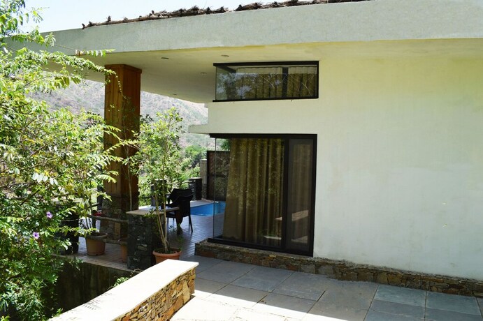 Imagen de la habitación del Hotel Kumbhalgarh Forest Retreat. Foto 22