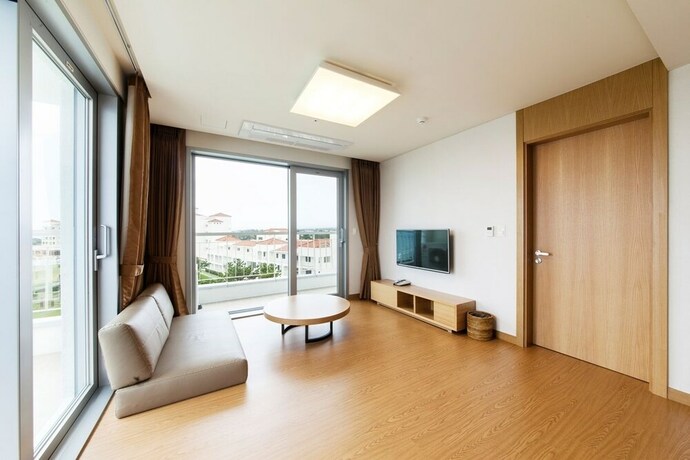 Imagen de la habitación del Hotel Kumho Jeju Resort. Foto 23