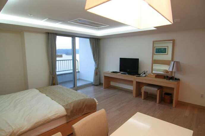 Imagen general del Hotel Kumho Tongyeong Marina Resort. Foto 7