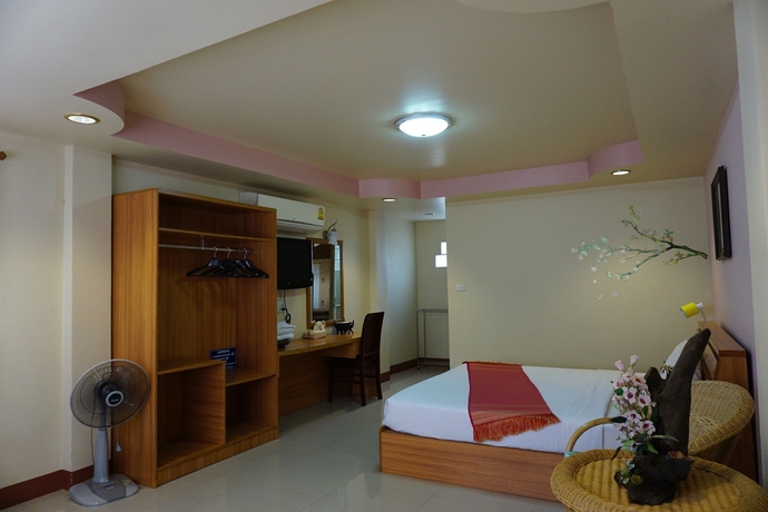 Imagen de la habitación del Hotel Kumkaew Tawon Palace. Foto 5