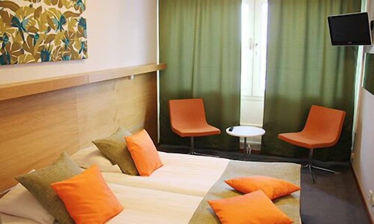 Imagen de la habitación del Hotel Kumla. Foto 17