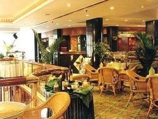 Imagen del bar/restaurante del Hotel KunMing. Foto 8