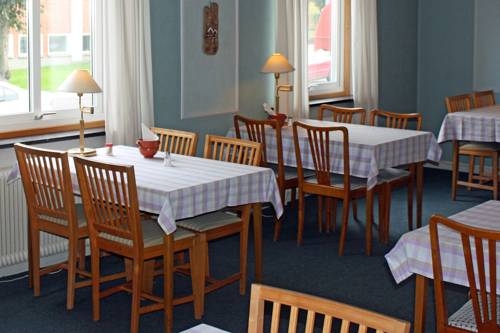 Imagen de los exteriores del Hotel Kungsbacken. Foto 9