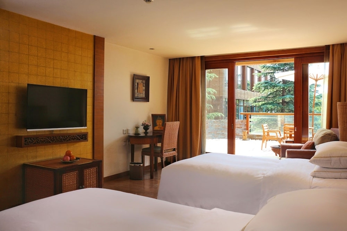 Imagen de la habitación del Hotel Kunming Bolian Resorts and Spa. Foto 11