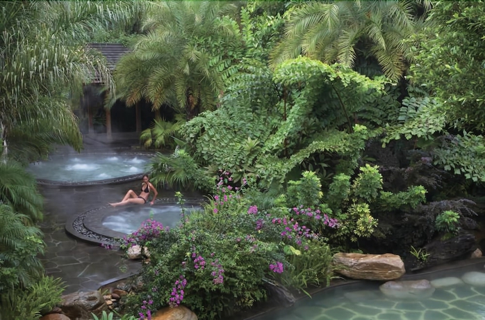 Imagen de la piscina del Hotel Kunming Bolian Resorts and Spa. Foto 19