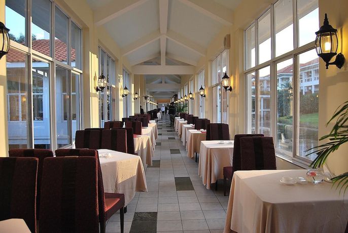 Imagen del bar/restaurante del Hotel Kunming Dianchi Garden and Spa. Foto 2