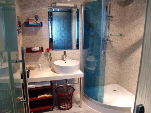 Imagen de la habitación del Hotel Kunming Golden Spring. Foto 6