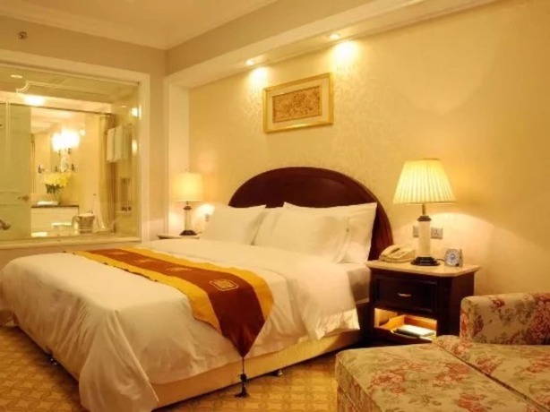 Imagen de la habitación del Hotel Kunming Green Lake. Foto 6