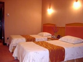 Imagen de la habitación del Hotel Kunming Guihua. Foto 1