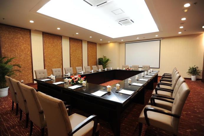 Imagen de los interiores del Hotel Kunming Jin Jiang. Foto 9