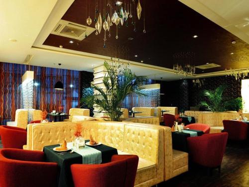 Imagen general del Hotel Kunming Long Way. Foto 7