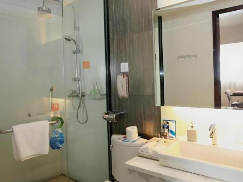 Imagen general del Hotel Kunming Long Way. Foto 20