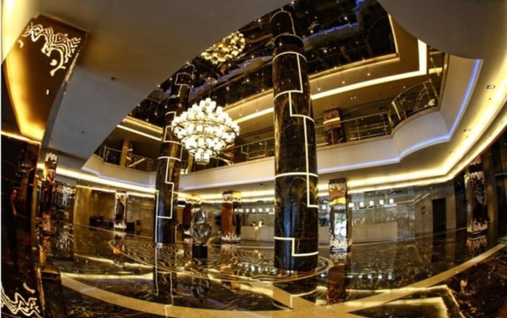 Imagen de los interiores del Hotel Kunming West Inn. Foto 13