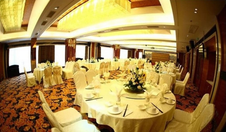 Imagen del bar/restaurante del Hotel Kunming West Inn. Foto 3