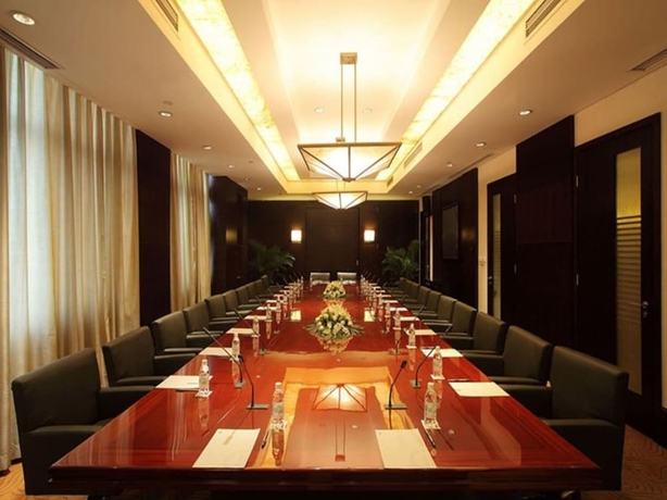 Imagen de los interiores del Hotel Kunshan Newport. Foto 15