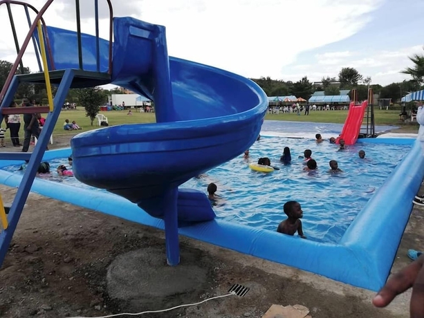 Imagen de la piscina del Hotel Kunste Nakuru. Foto 14